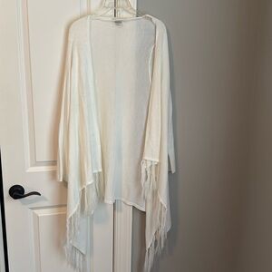 Cute off-white tasseled cardigan/shawl